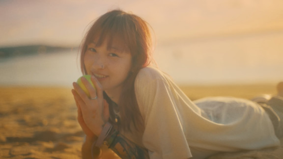 Chilli Beans.「pineapple!」MV