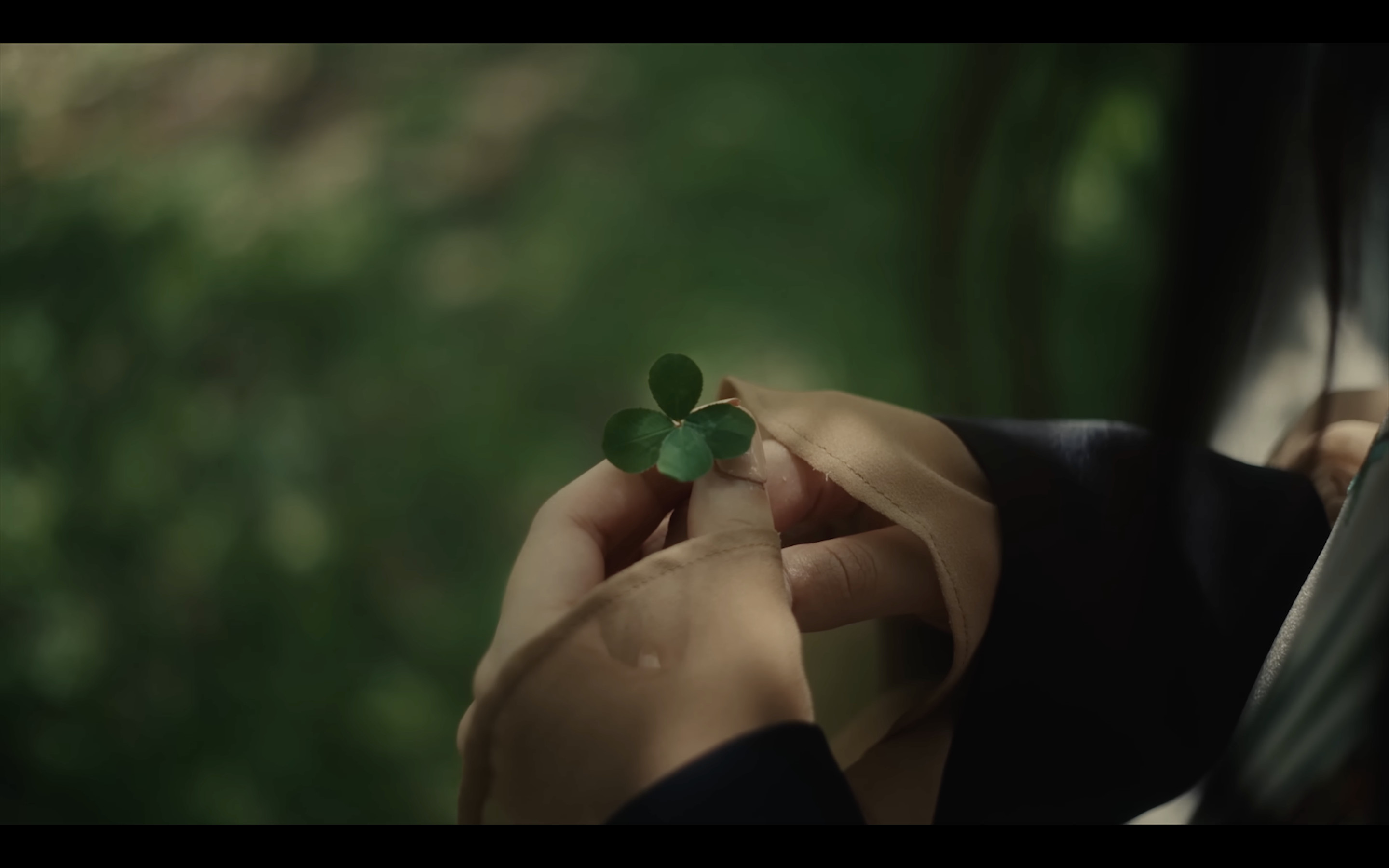 レイニ「Spiral feat. Yura」MV