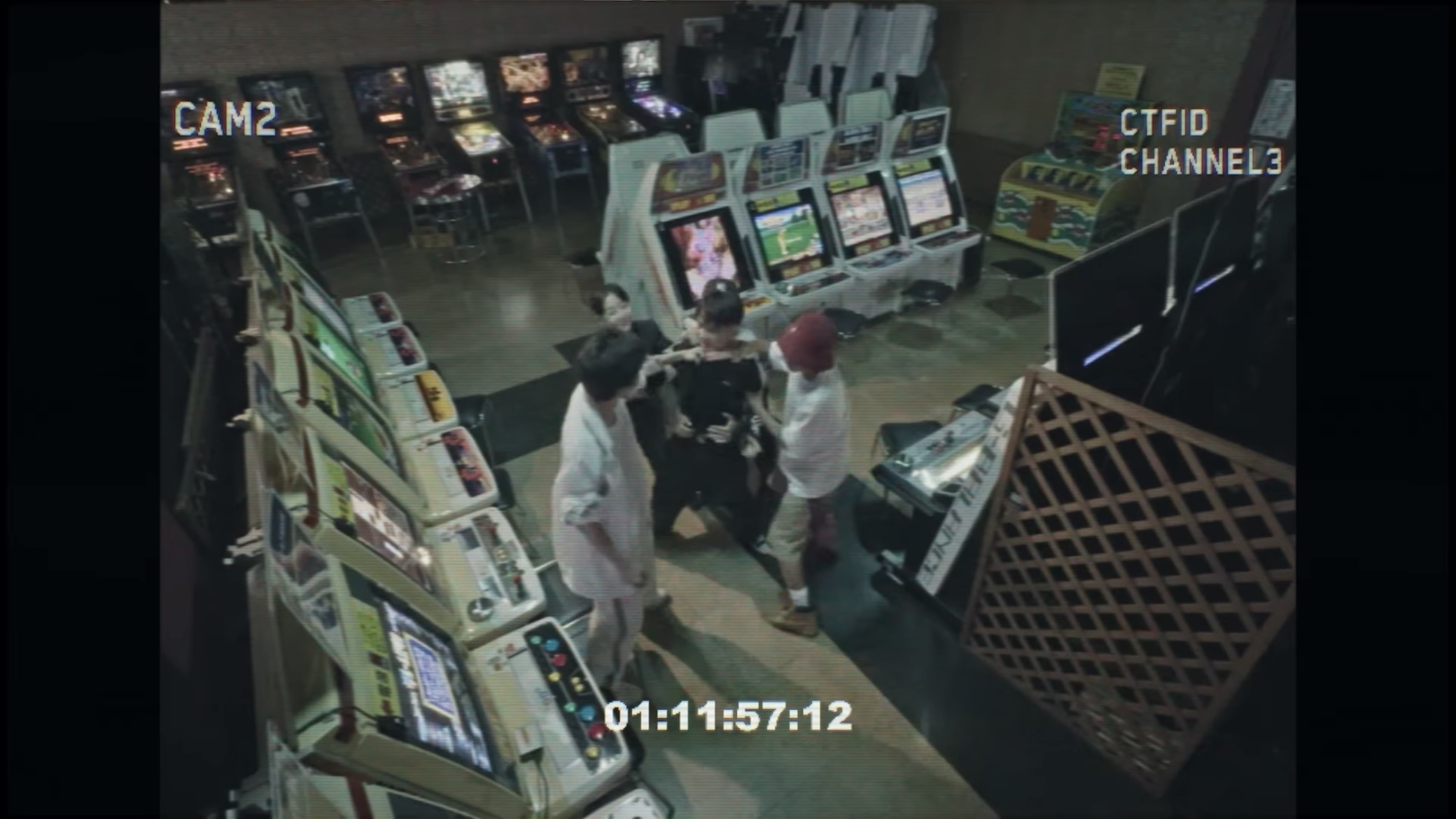 t-Ace「月の爆撃機” prod. GeG」MV