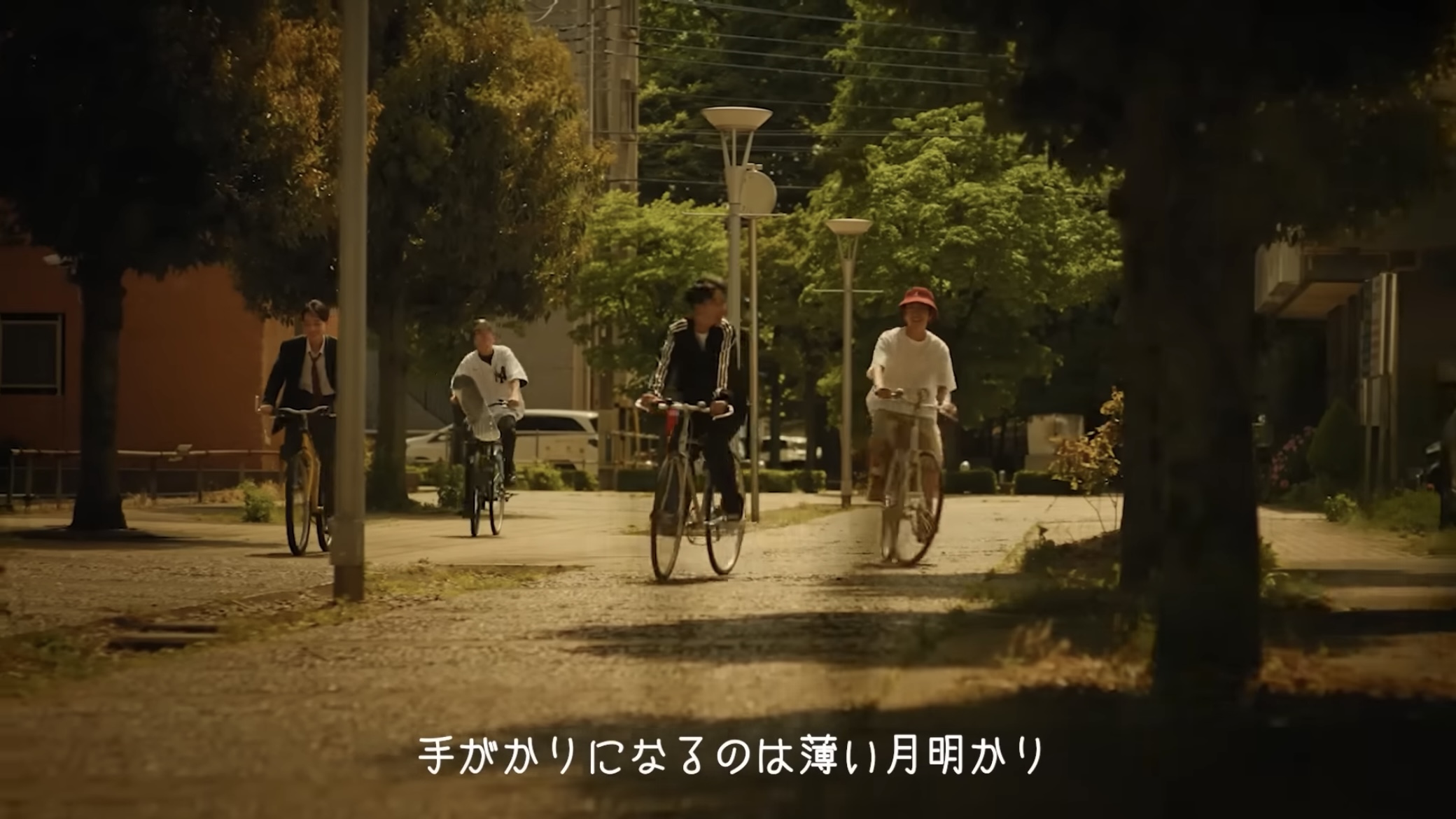 t-Ace「月の爆撃機” prod. GeG」MV