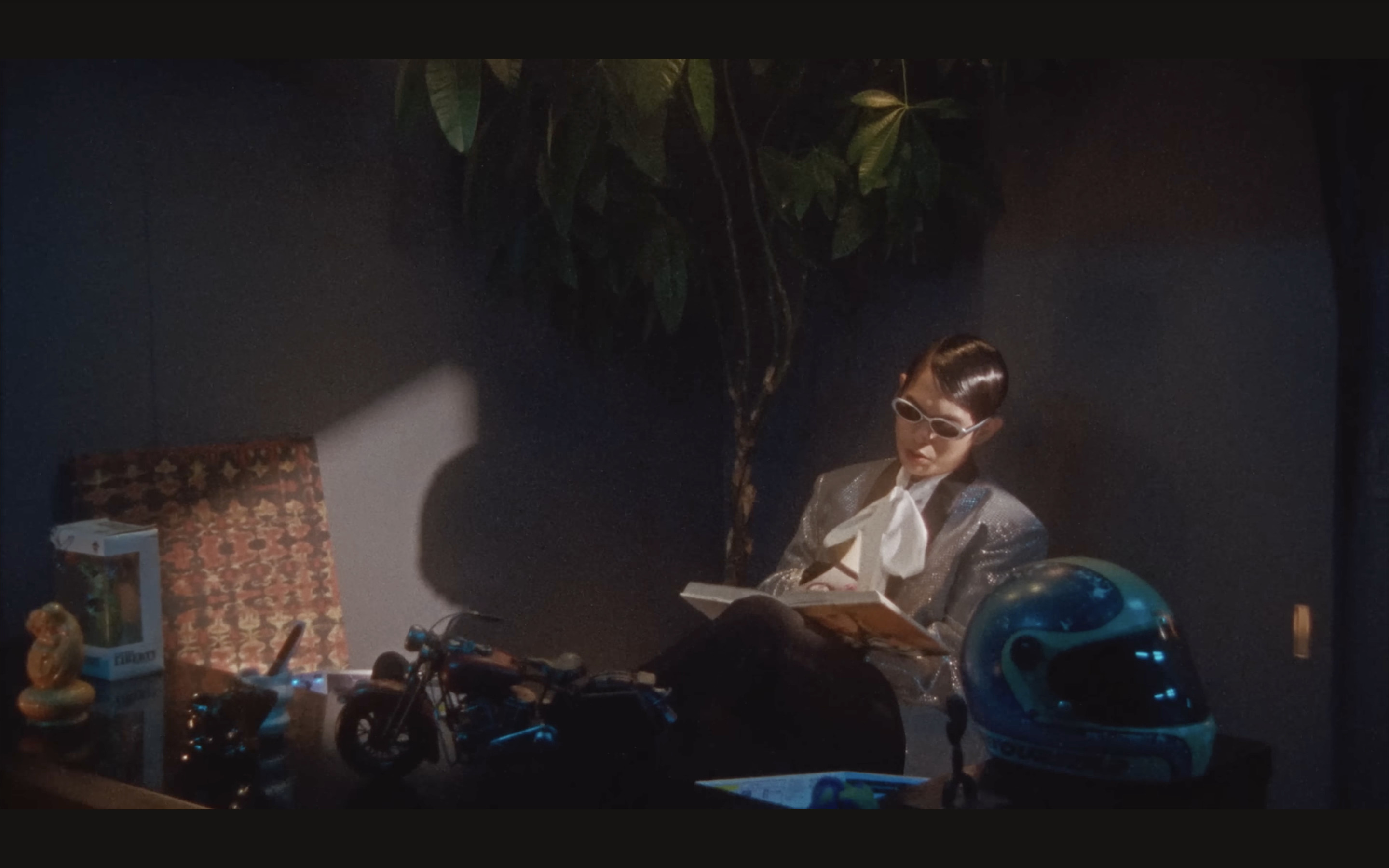 Lucky Kilimanjaro「フラワー」MV